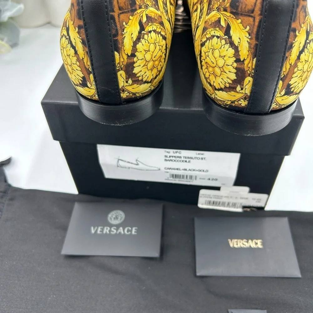Versace Men's bAROCCO print silk loafers size 42 made in Italy